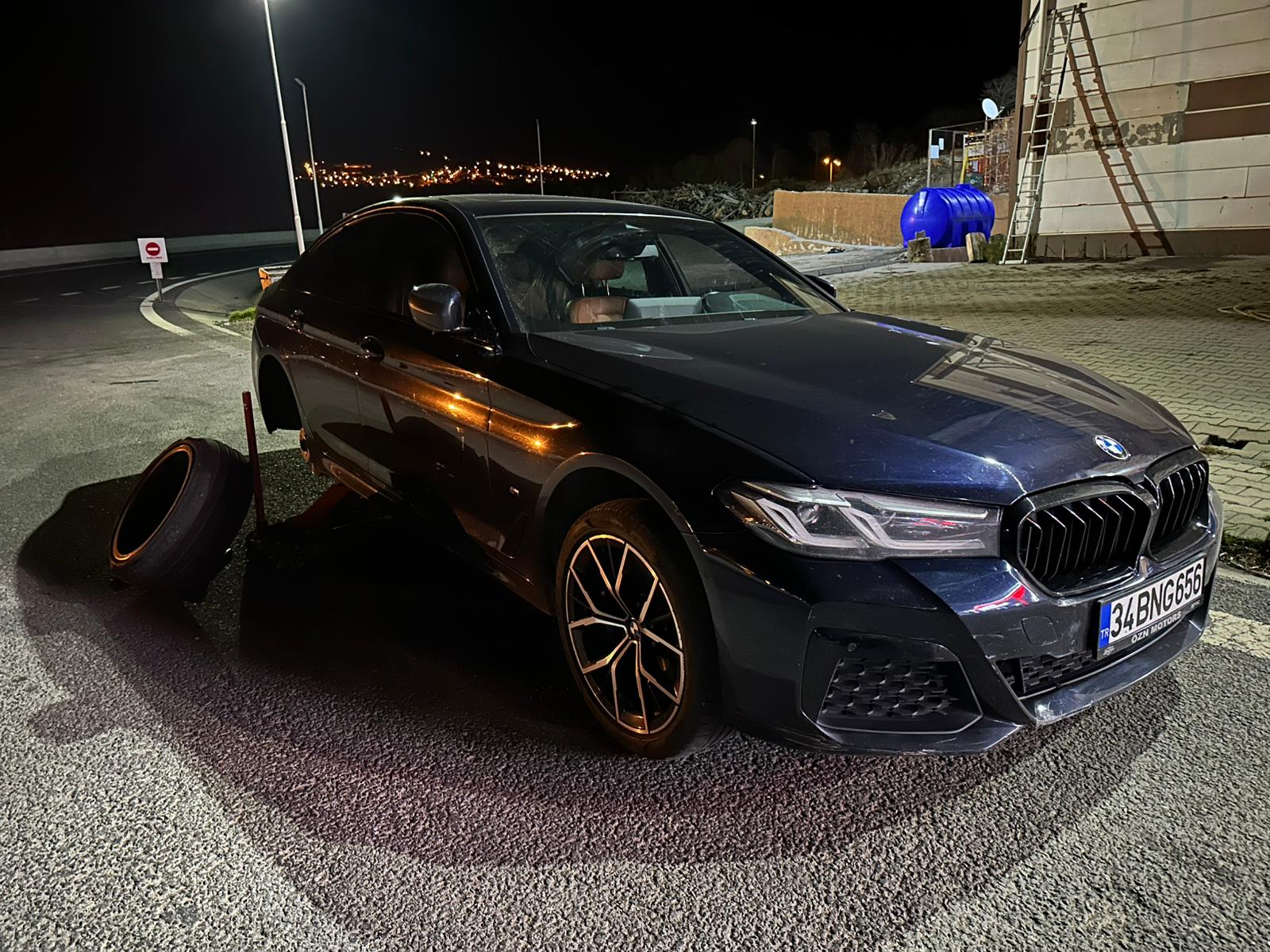 Adana mobil lastik servis aracı iç ekipmanları